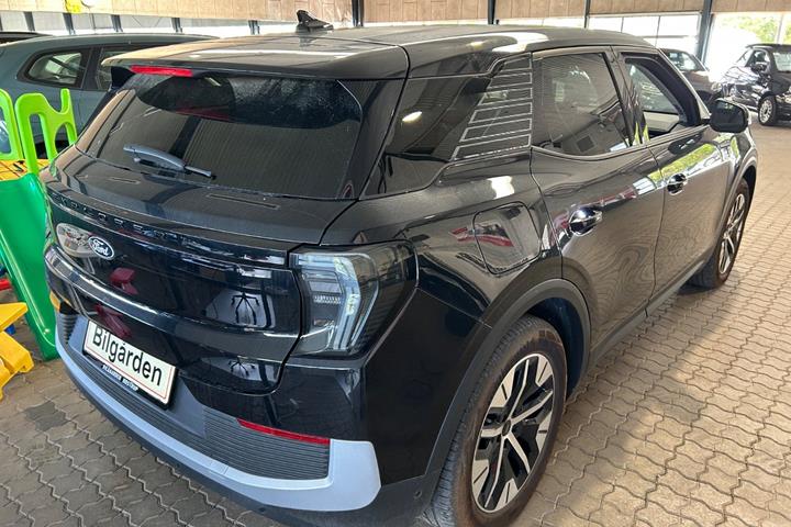 Sort Ford Explorer fra 2025