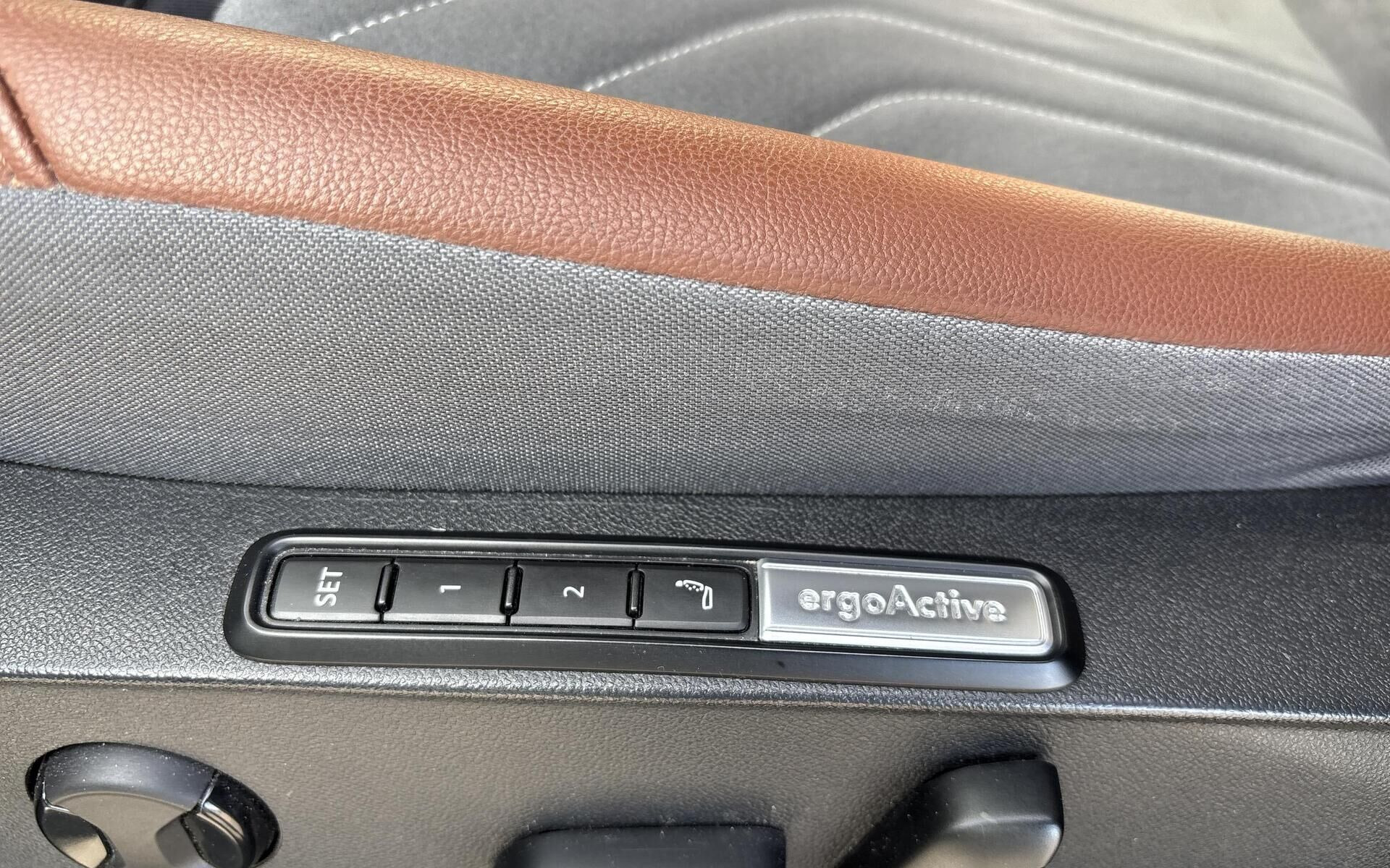 Hvid VW ID.4 fra 2021