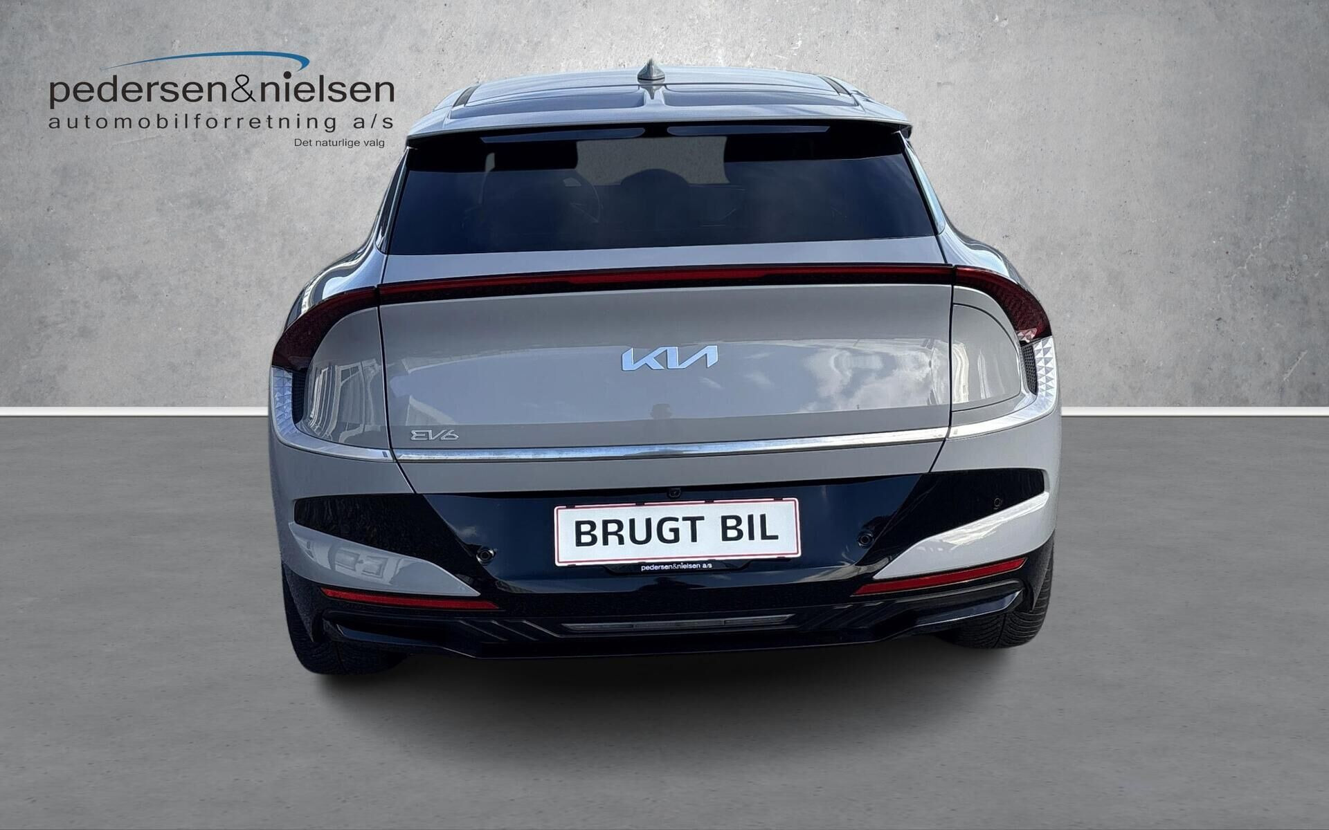 Grå Kia EV6 fra 2025