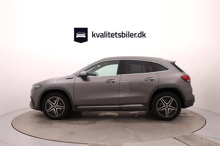 Grå Mercedes EQA250 fra 2022