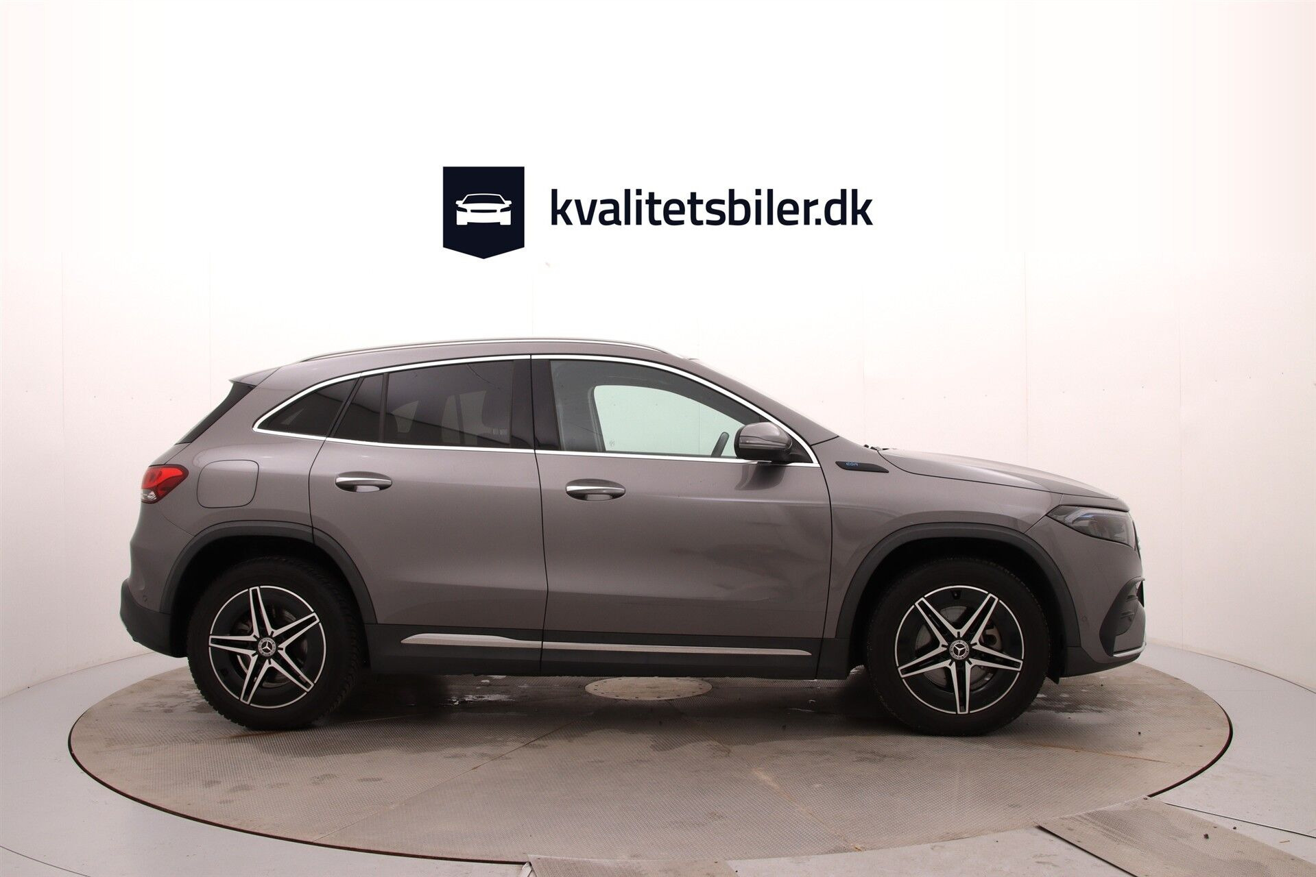 Grå Mercedes EQA250 fra 2022
