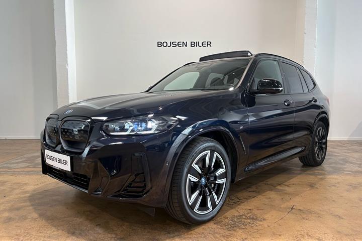 undefined BMW iX3 fra 2023 set udefra