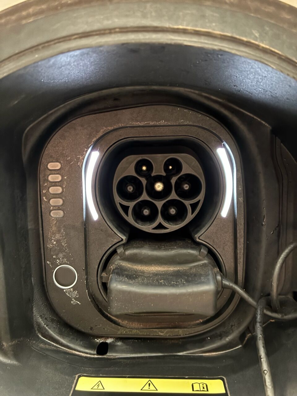 Hvid Fiat 500e fra 2023