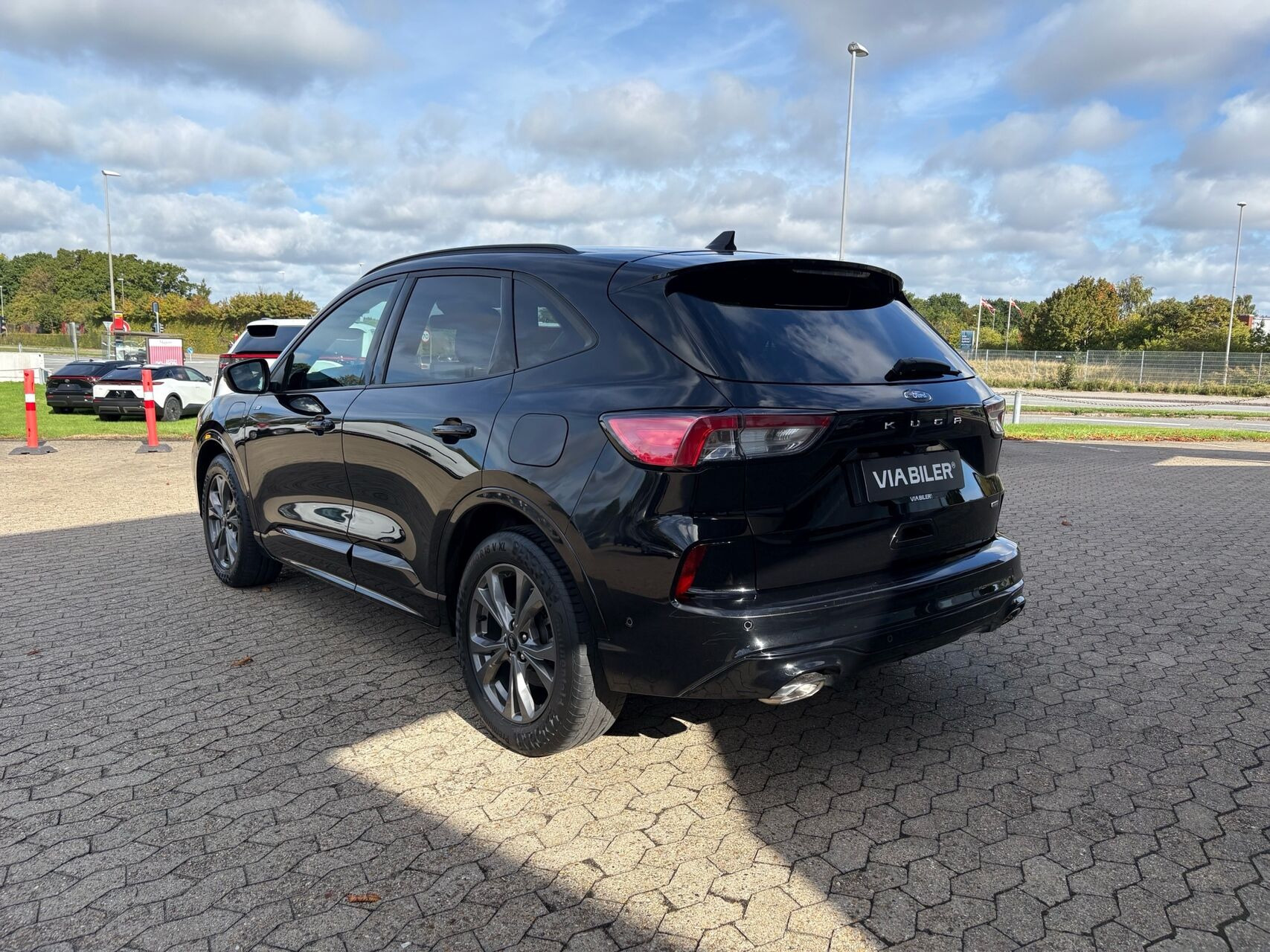 Sort Ford Kuga fra 2020
