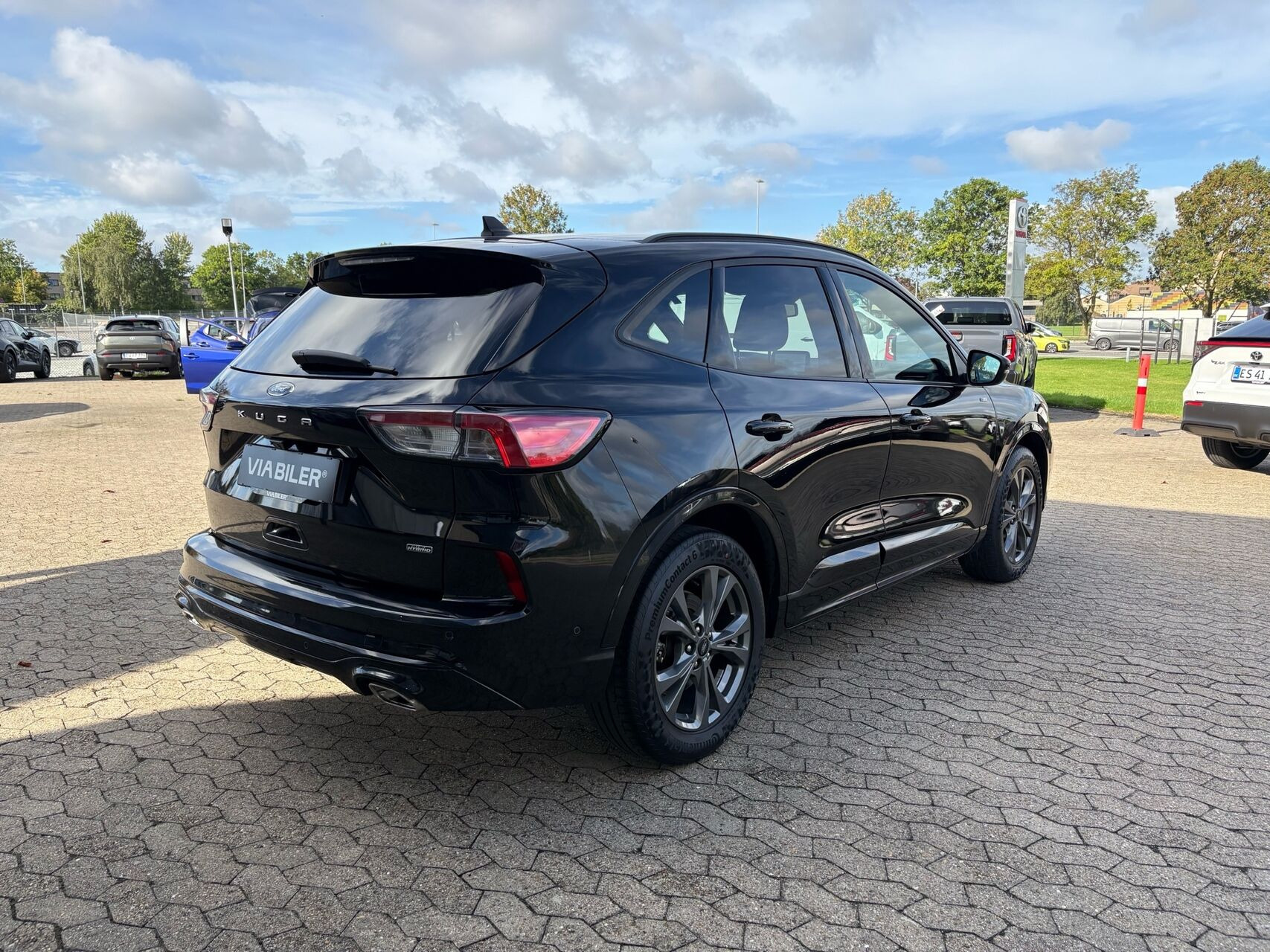 Sort Ford Kuga fra 2020
