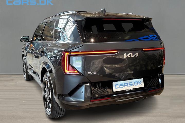 Grå Kia EV5 fra 2026