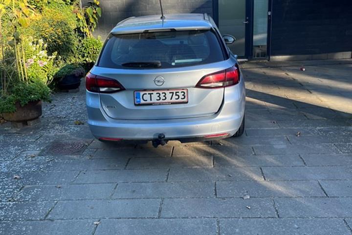 undefined Opel Astra fra 2020