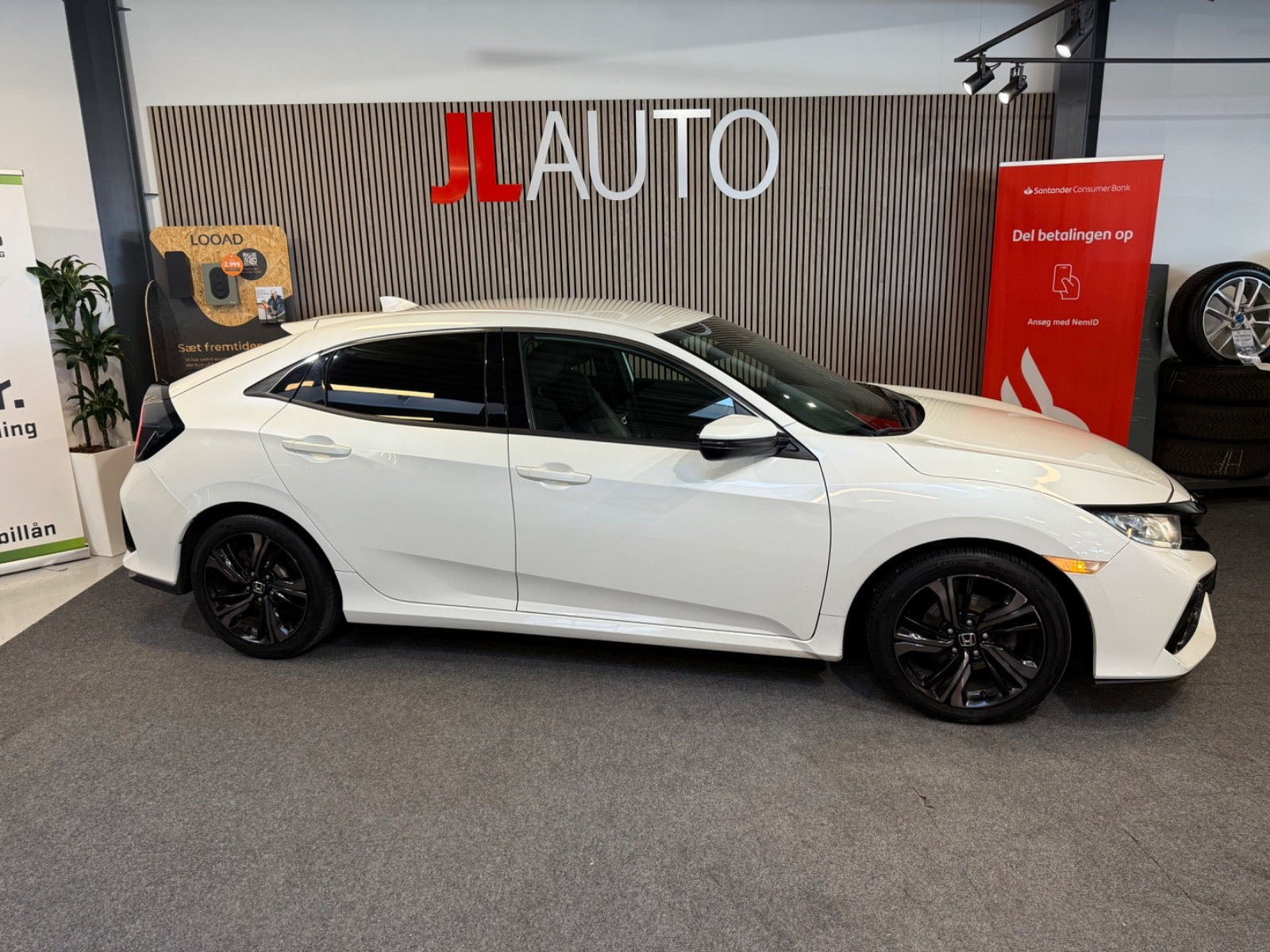 Honda Civic 1,0 VTEC Turbo Elegance CVT