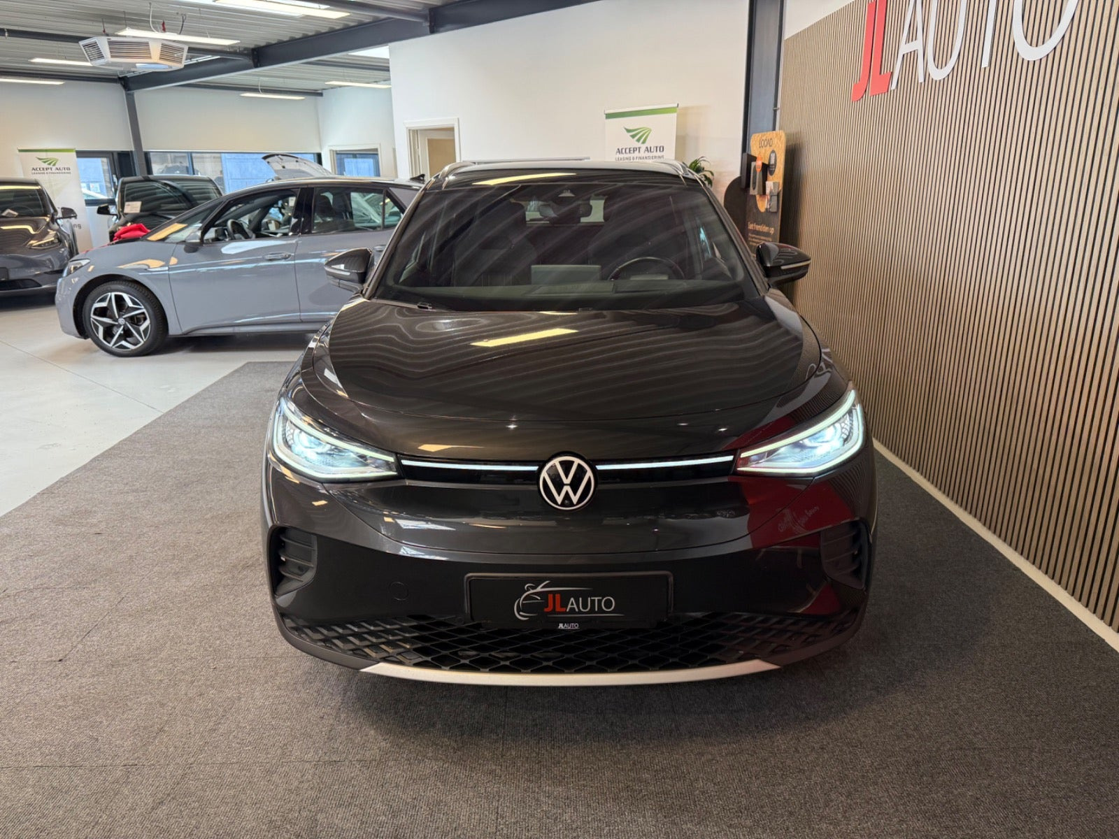 Grå VW ID.4 fra 2021