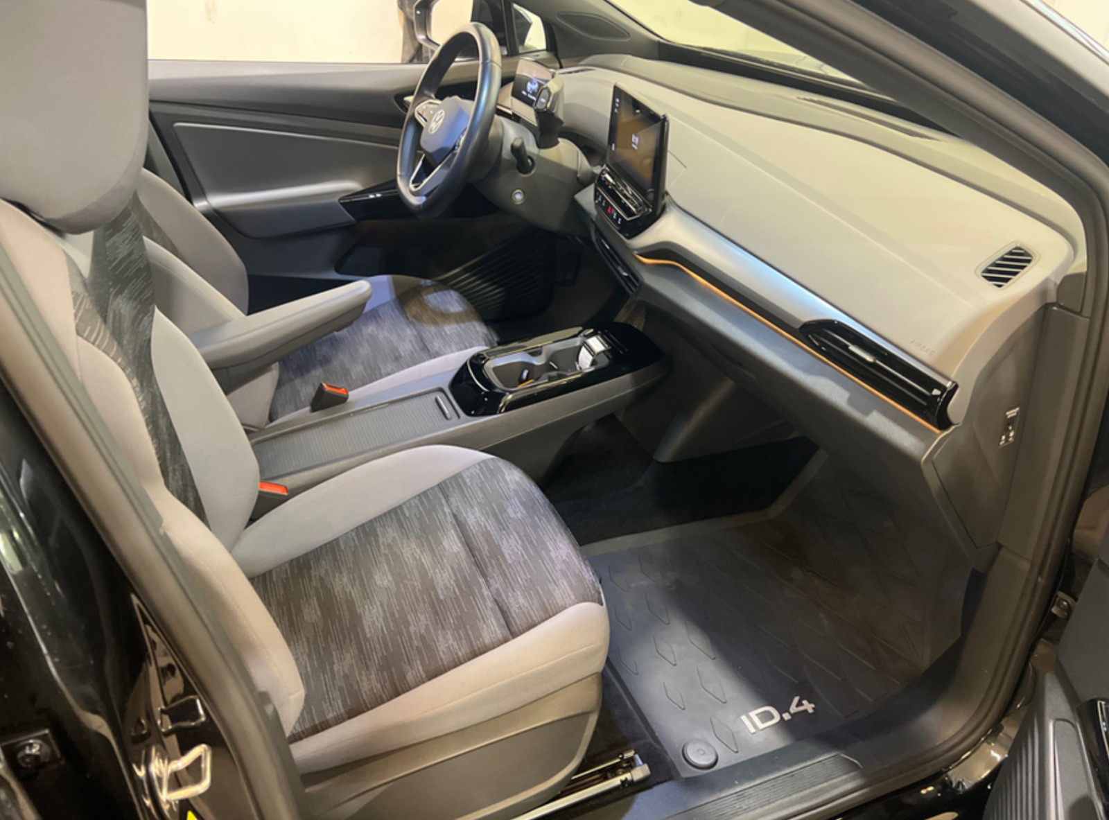 Sort VW ID.4 fra 2023
