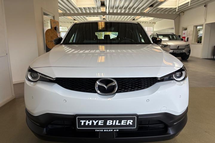 Hvid Mazda MX-30 fra 2023