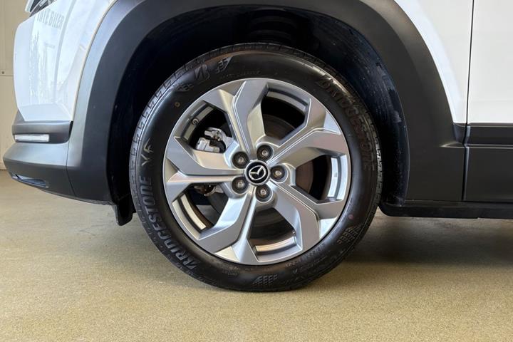 Hvid Mazda MX-30 fra 2023
