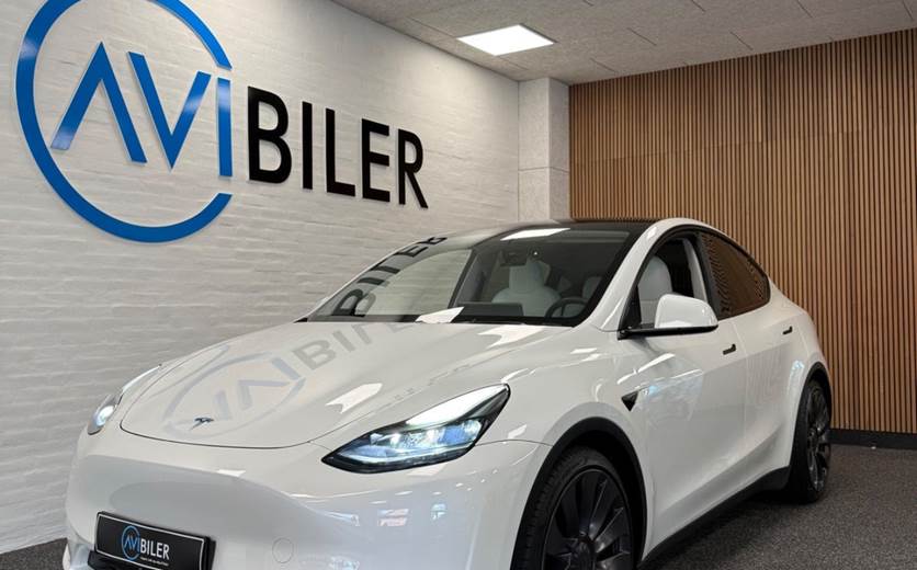 Tesla Model Y Performance AWD