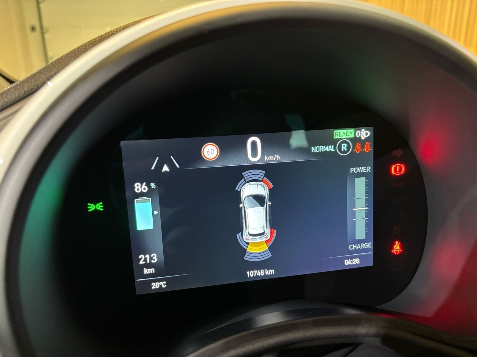 Hvid Fiat 500e fra 2023