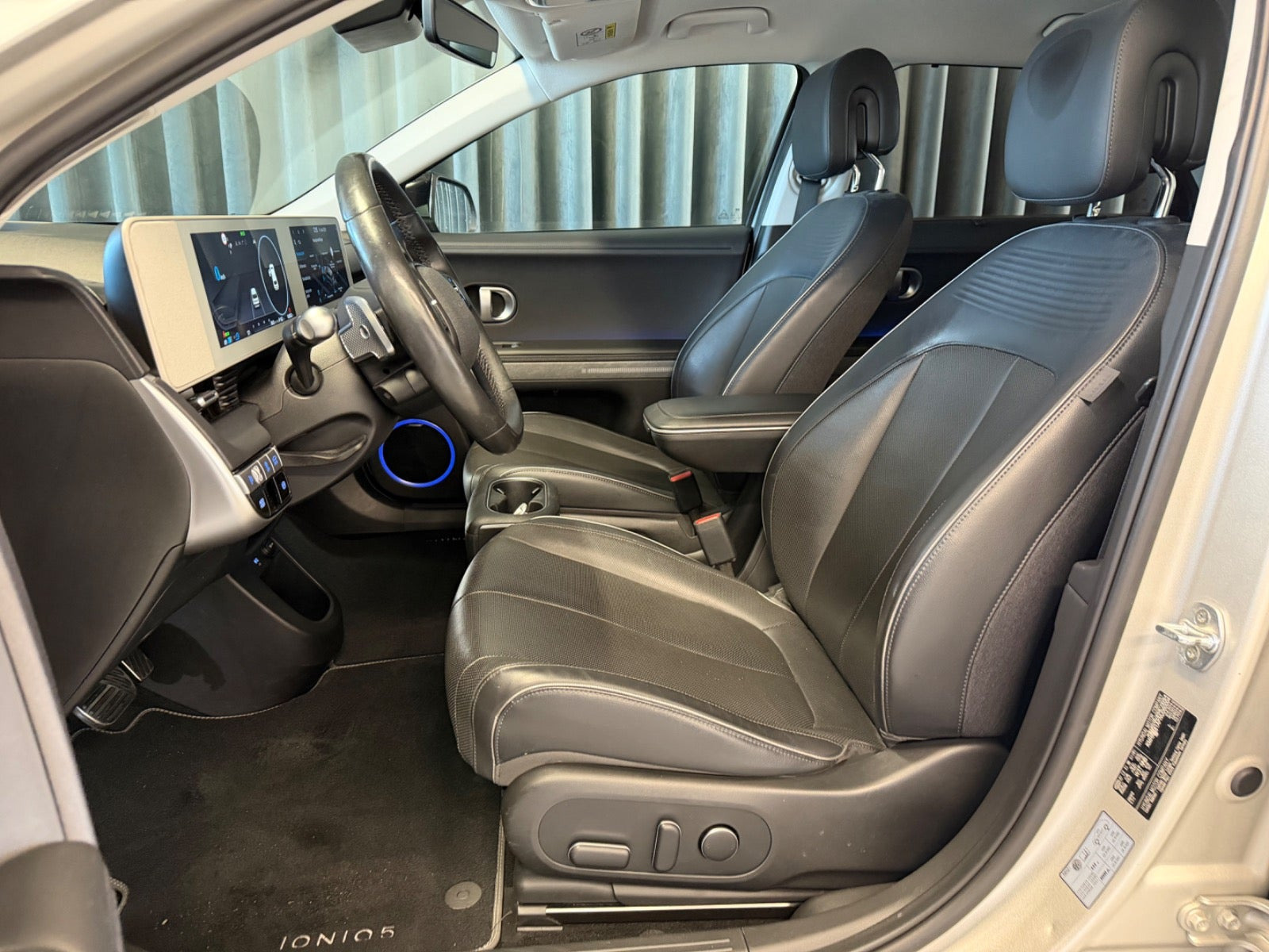 Sølv Hyundai Ioniq 5 fra 2022