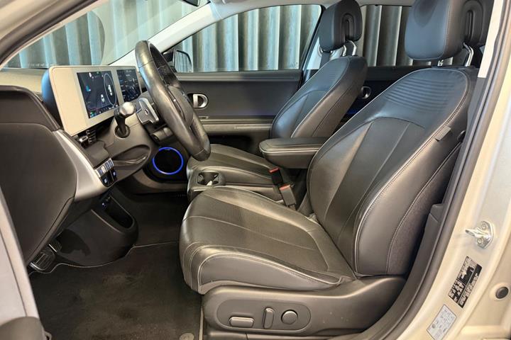 Sølv Hyundai Ioniq 5 fra 2022