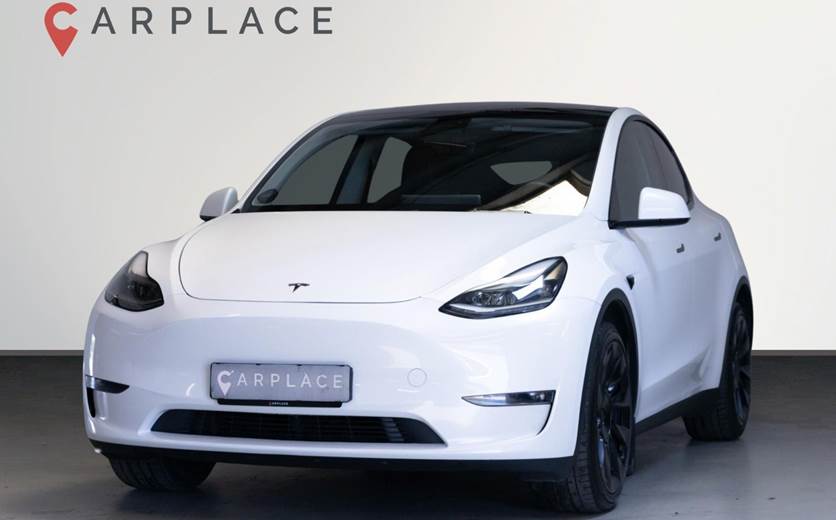 Tesla Model Y Long Range AWD