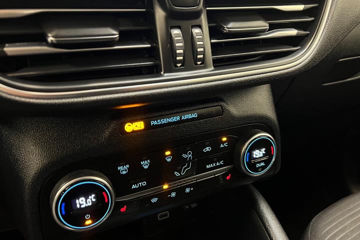 undefined Ford Kuga fra 2022