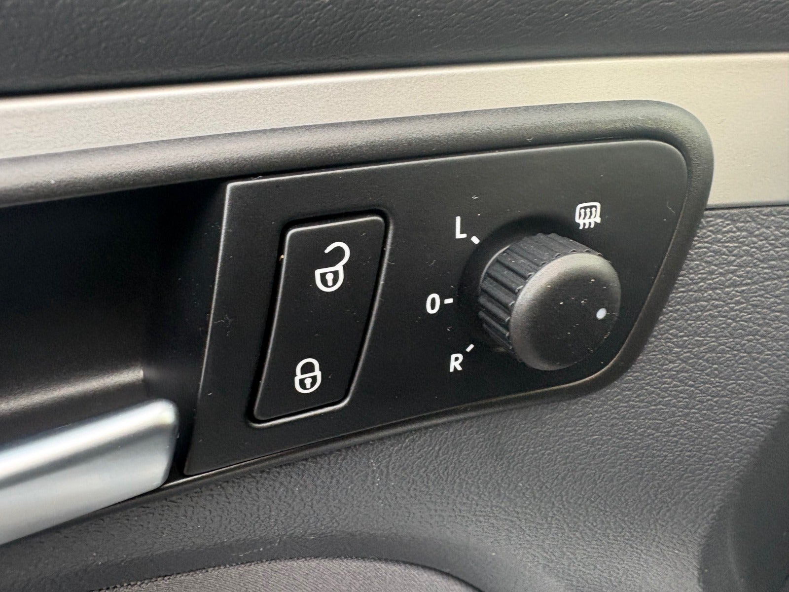 Hvid VW Touran fra 2013