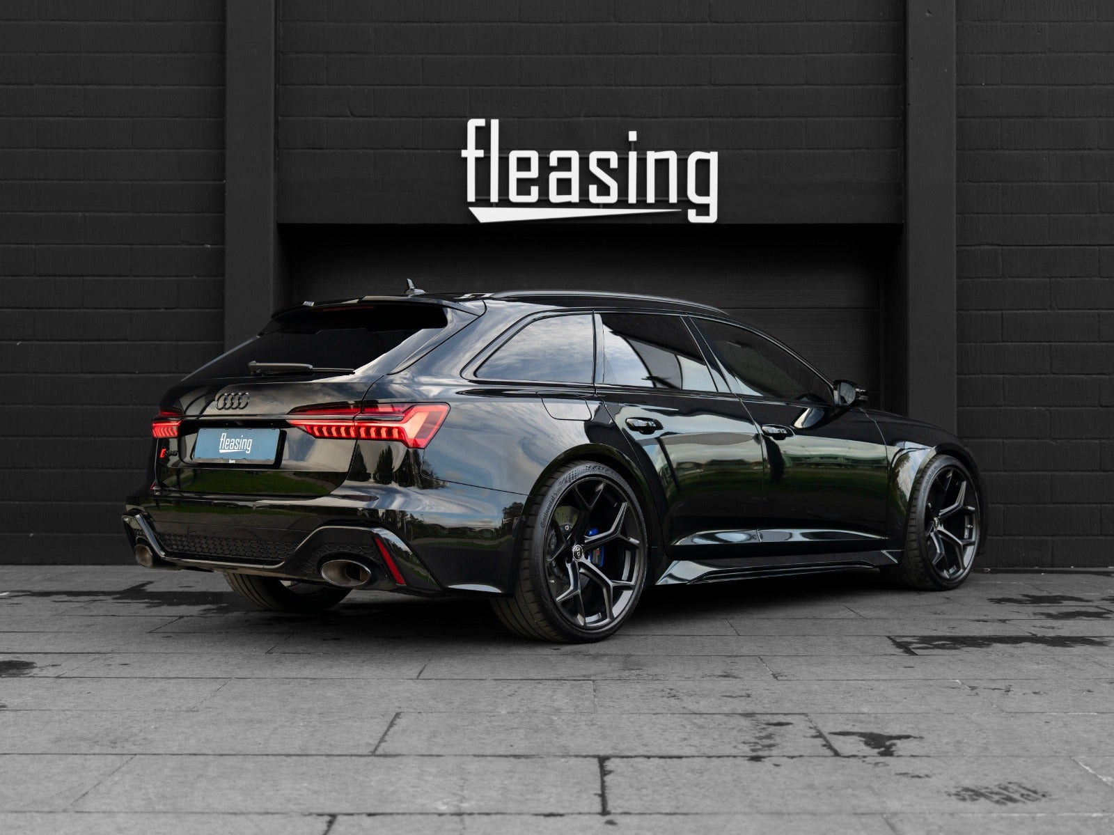 Sort Audi RS6 fra 2023