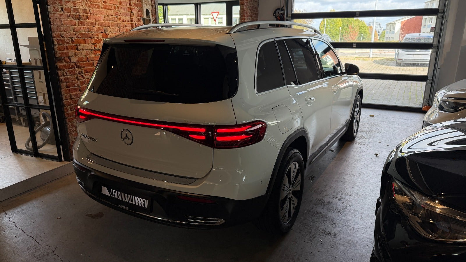 undefined Mercedes EQB250+ fra 2024