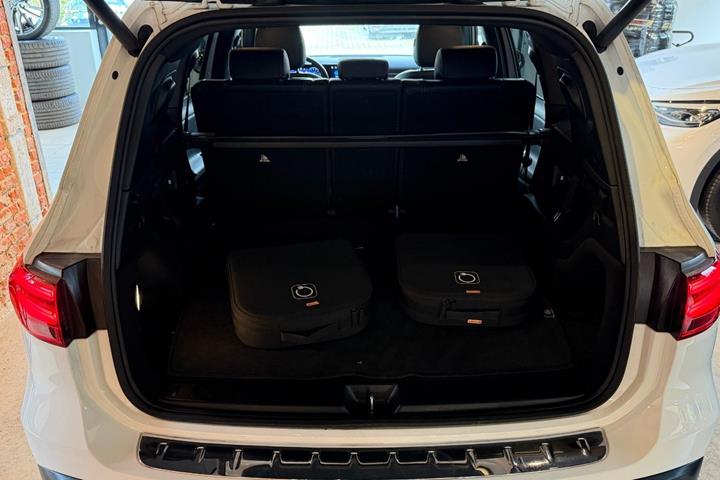 undefined Mercedes EQB250+ fra 2024