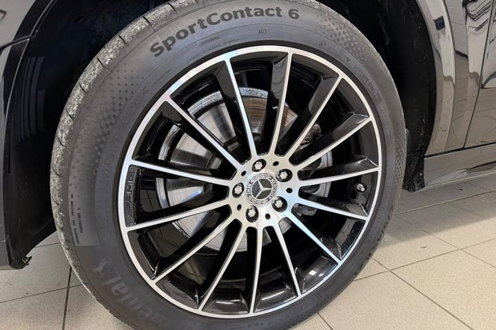 Sort Mercedes GLE350 de fra 2022