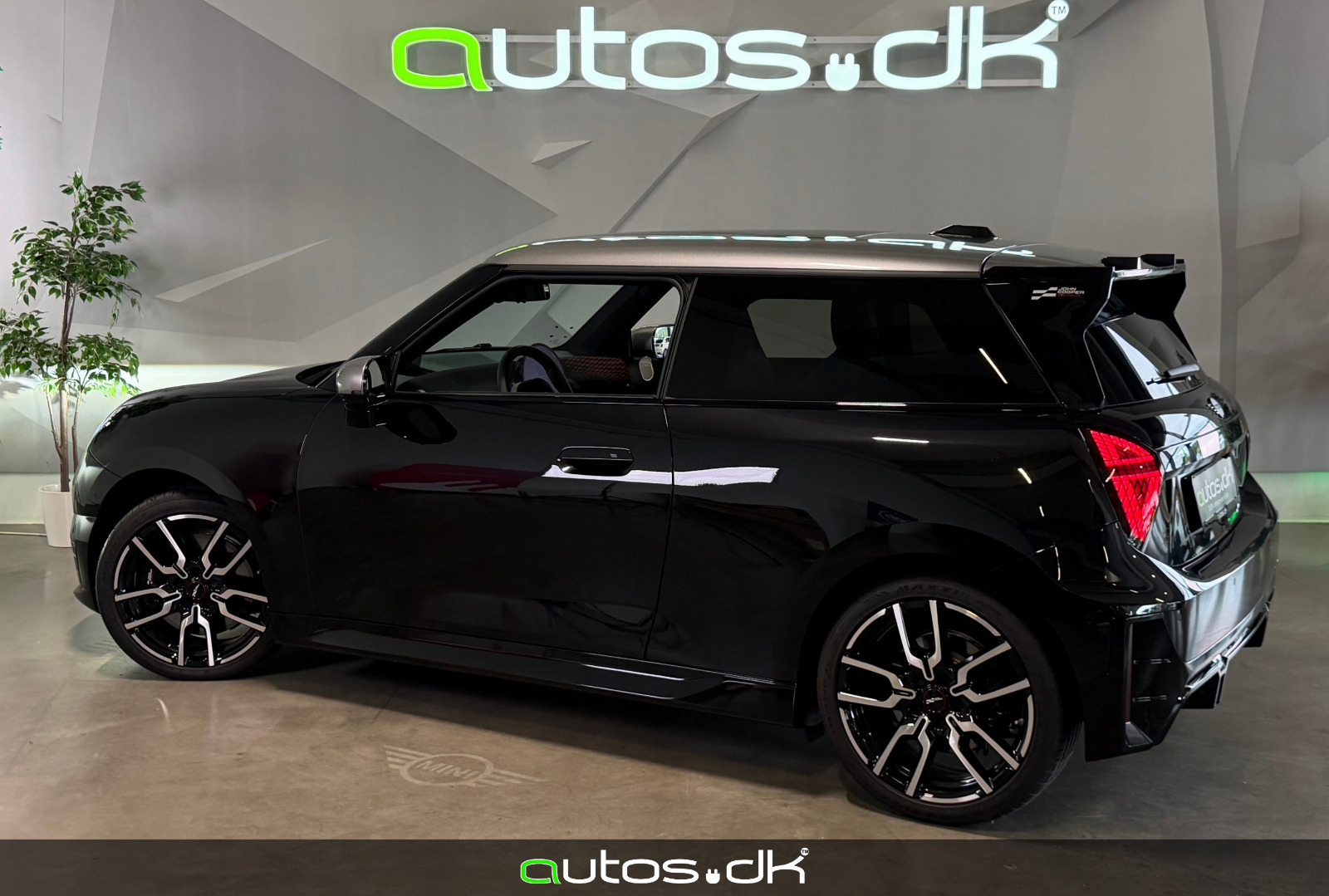 Grå Mini Cooper SE fra 2024