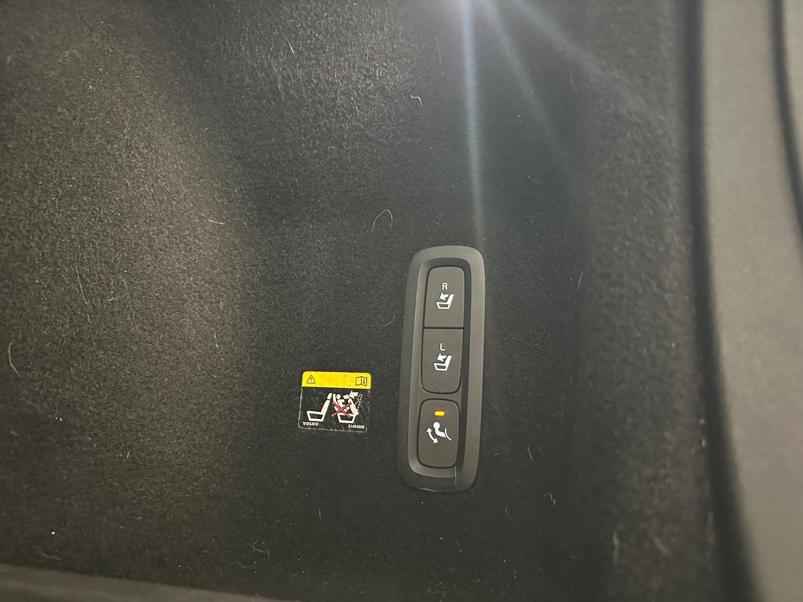 Blå Volvo V60 fra 2019
