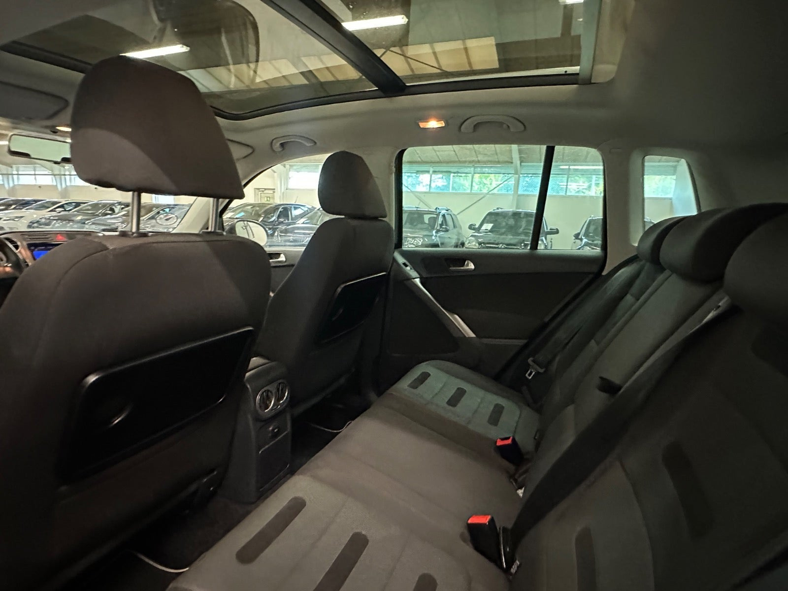Sort VW Tiguan fra 2008