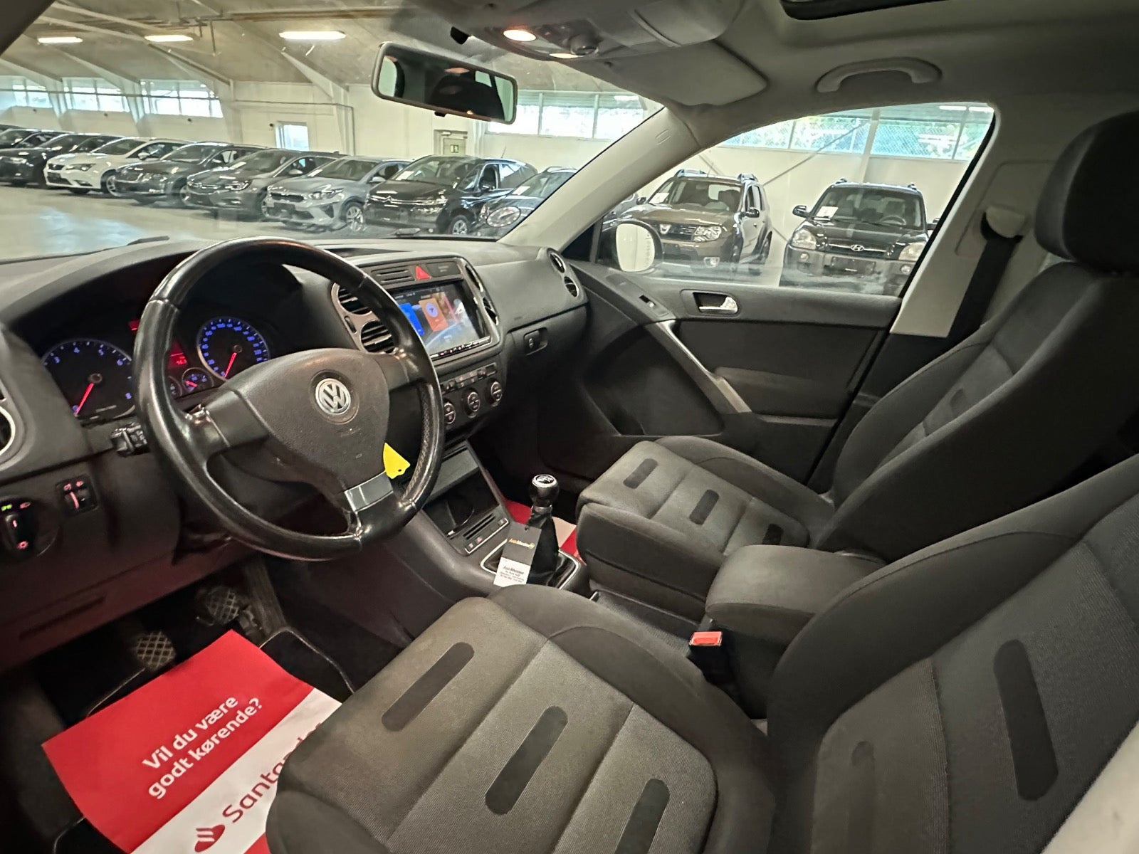 Sort VW Tiguan fra 2008