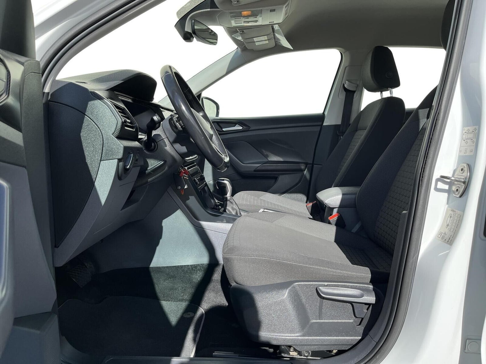 Hvid VW T-Cross fra 2021