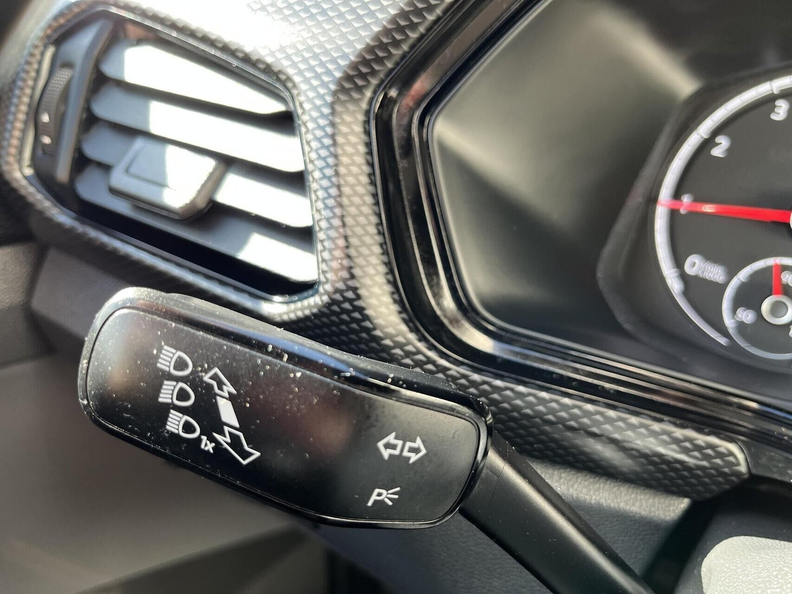 Hvid VW T-Cross fra 2021