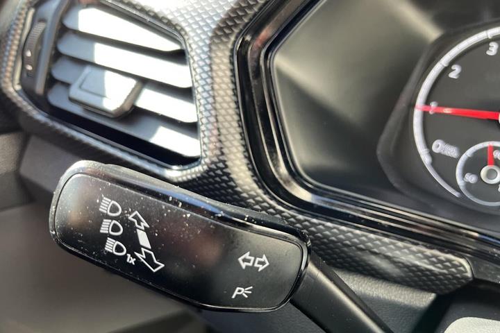 Hvid VW T-Cross fra 2021