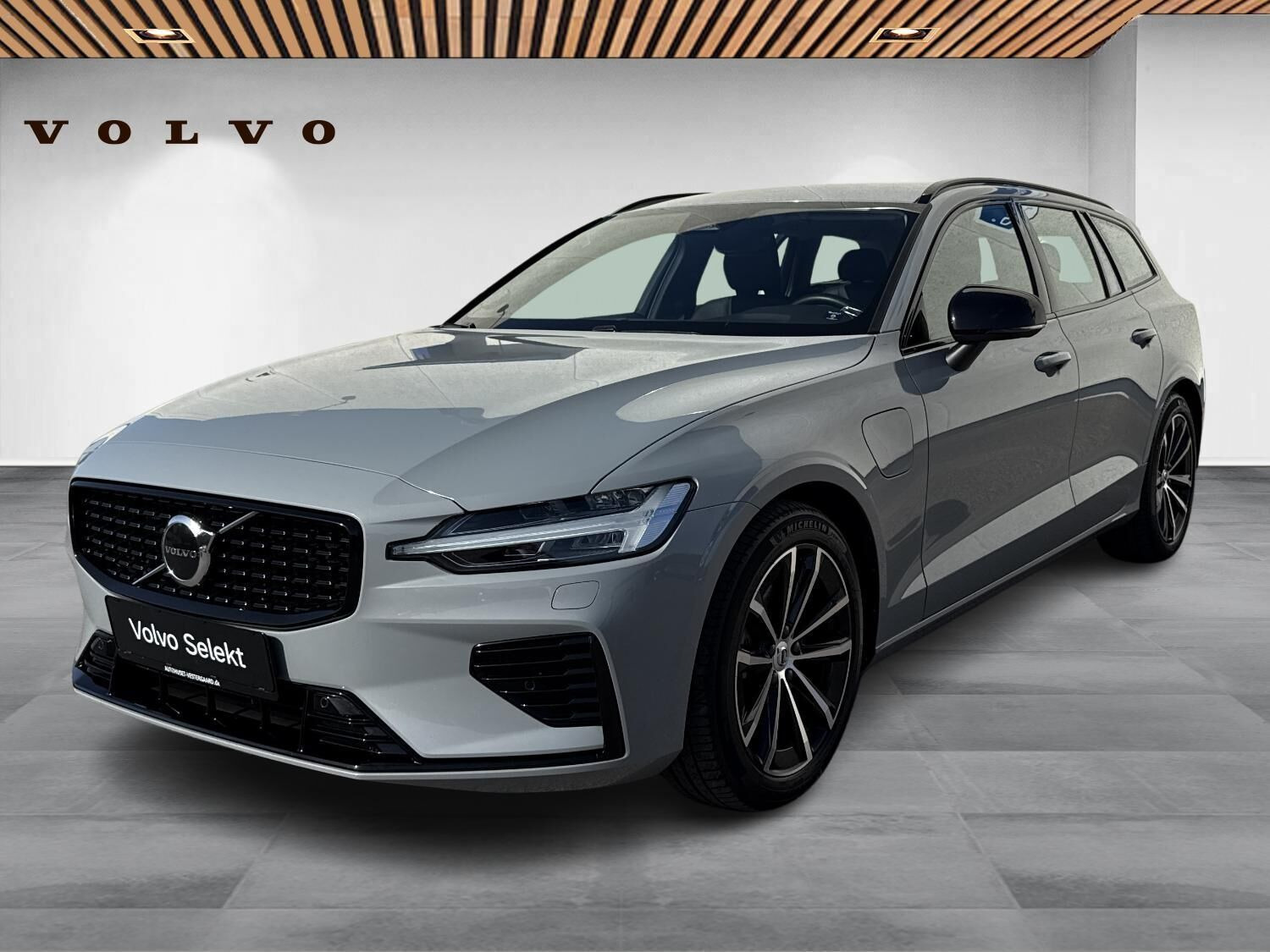 Volvo V60 2,0 T6 ReCharge Plus Dark aut. AWD