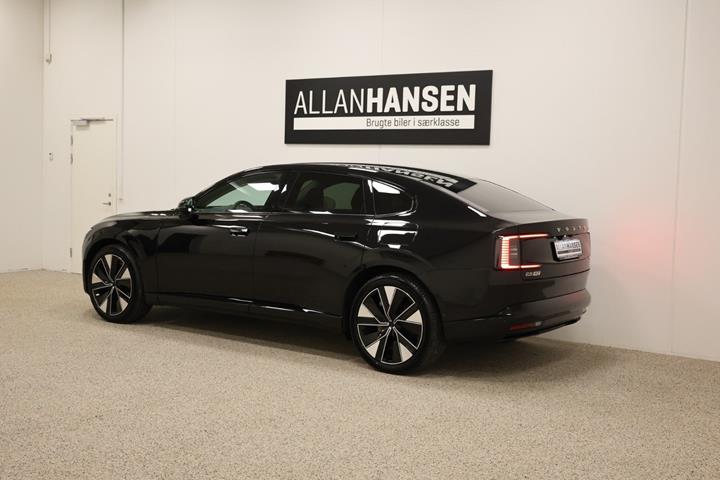 Sort Volvo ES90 fra 2026