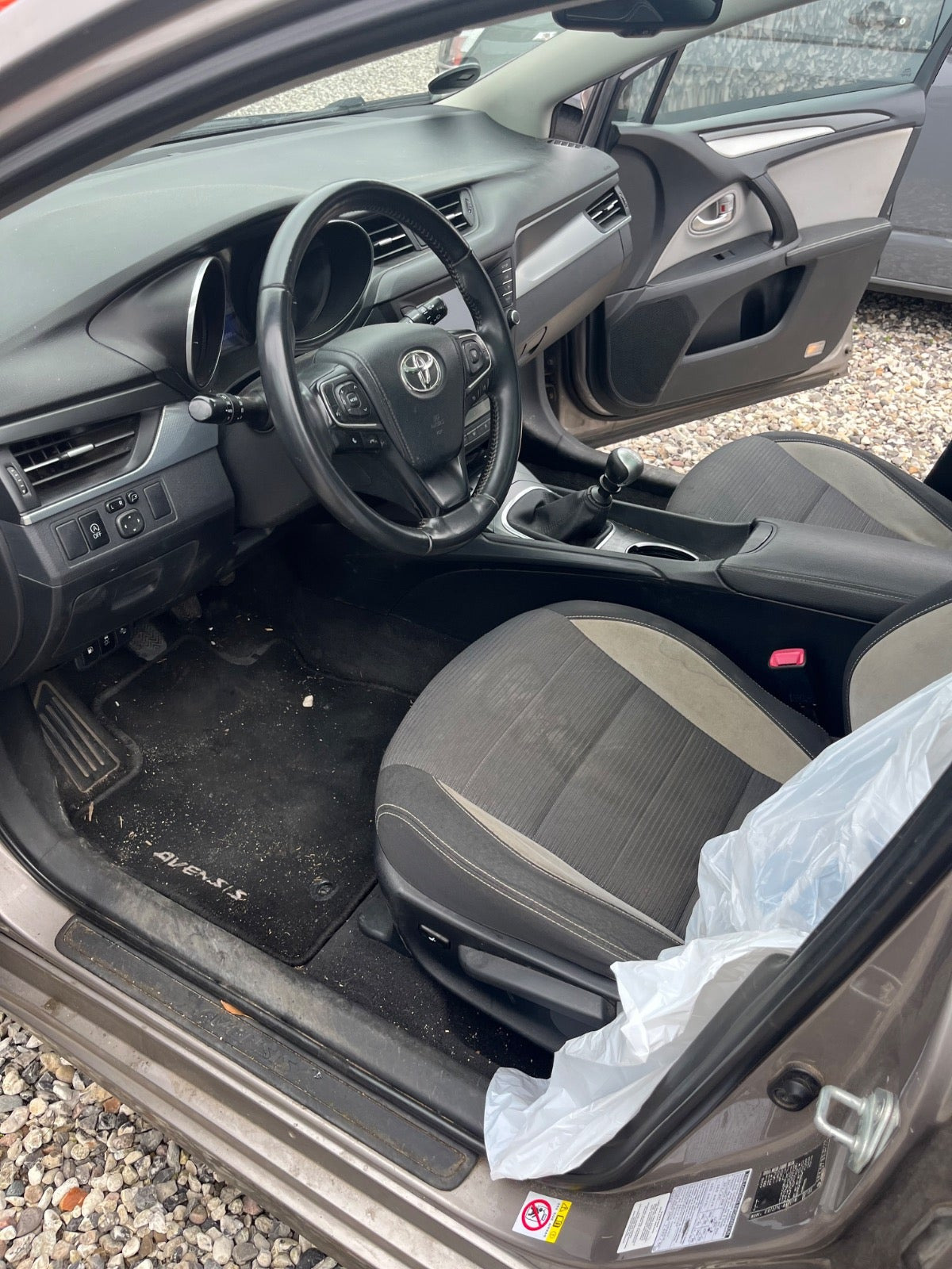 undefined Toyota Avensis fra 2015