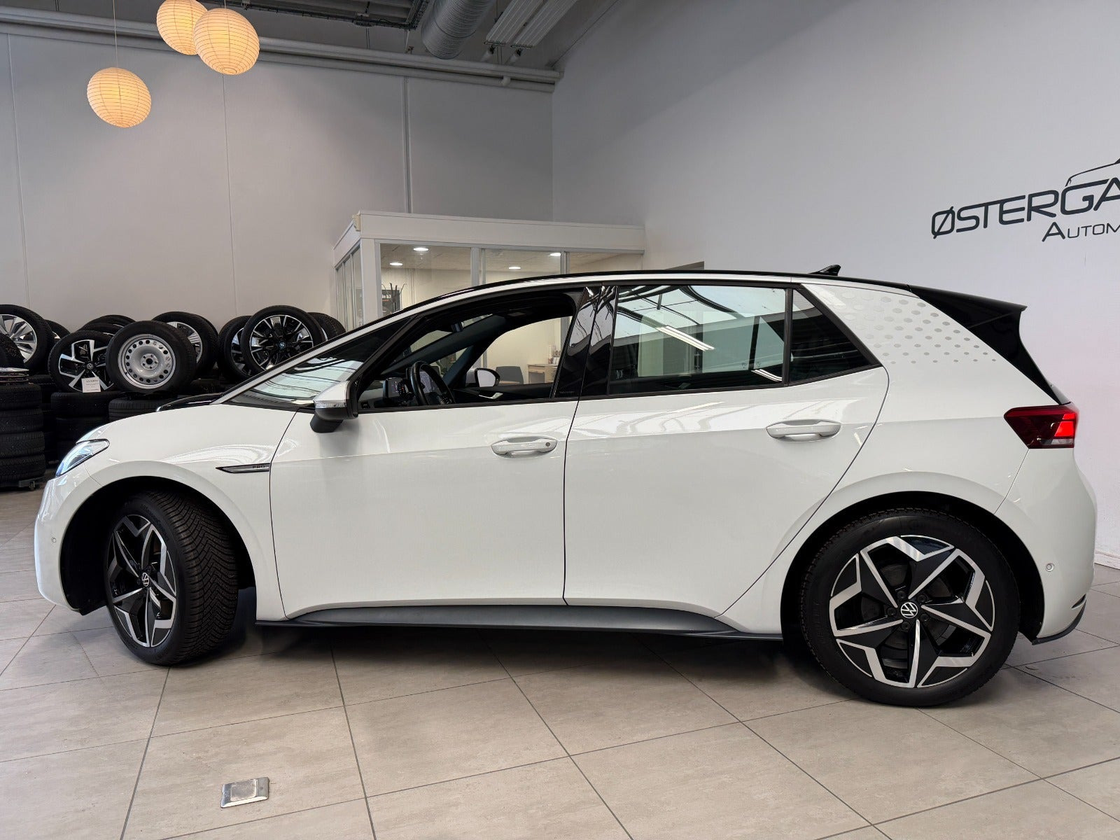 Hvid VW ID.3 fra 2023