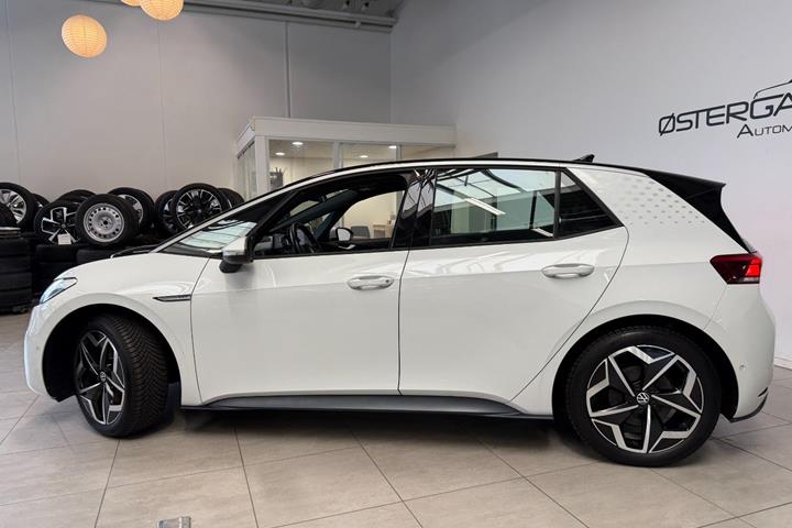 Hvid VW ID.3 fra 2023