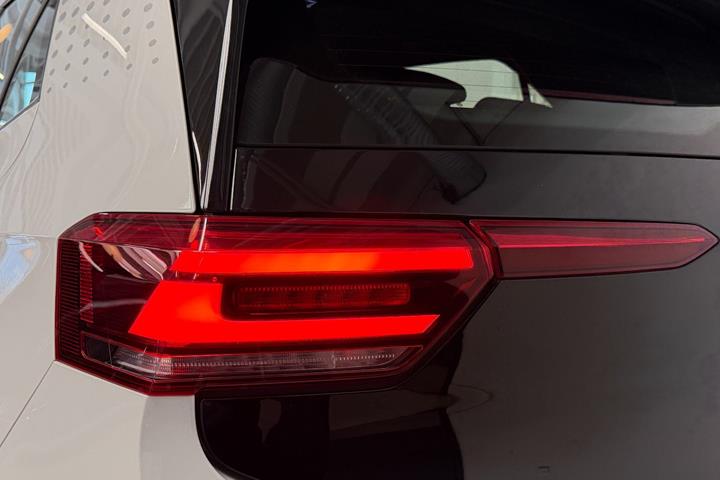 Hvid VW ID.3 fra 2023