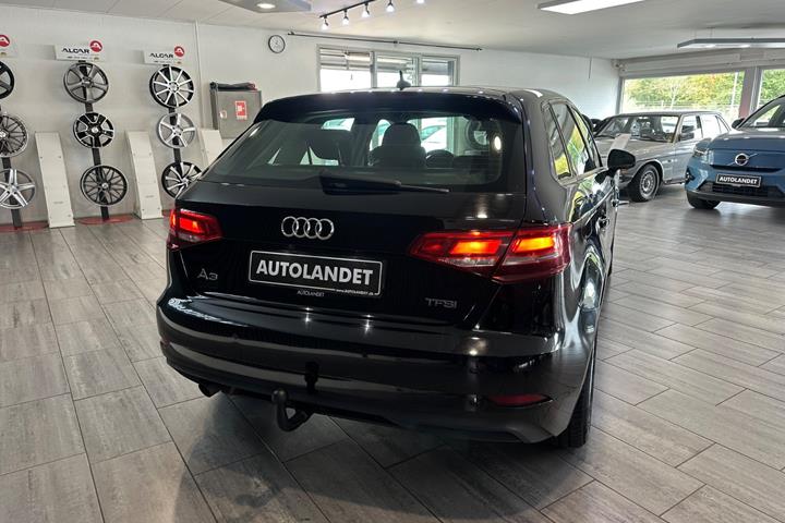 Sort Audi A3 fra 2018