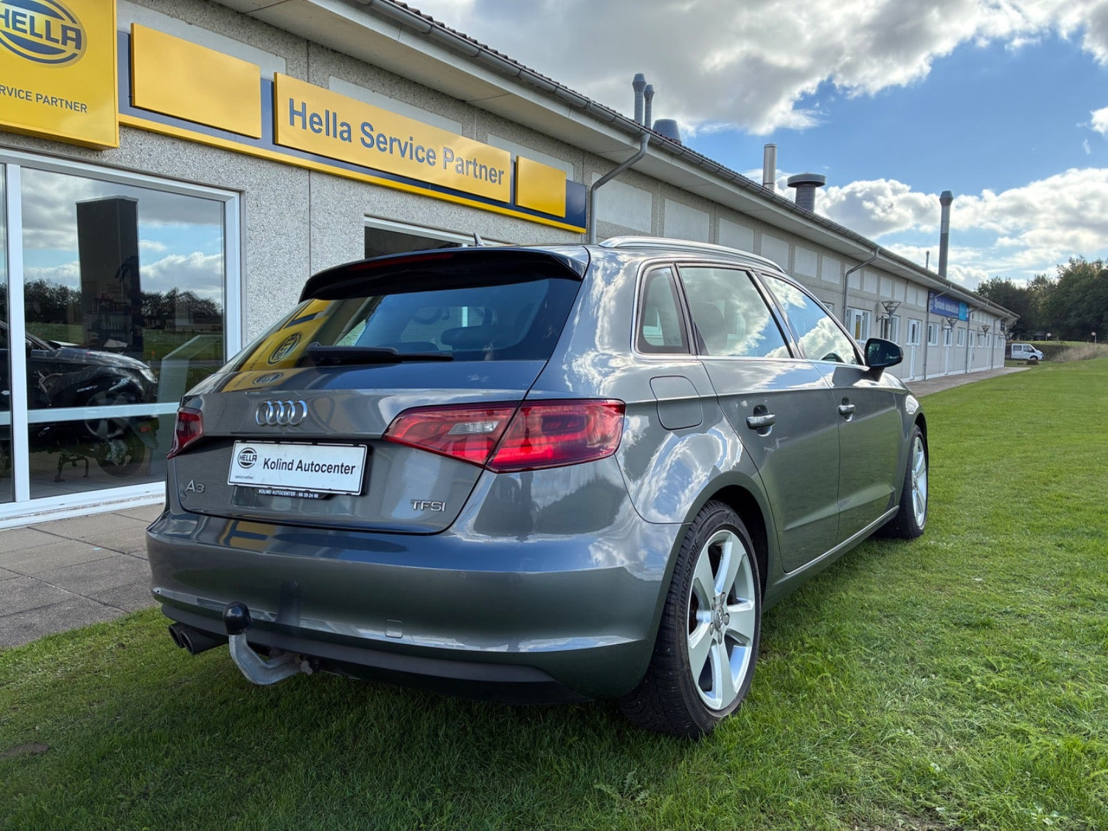 Grå Audi A3 fra 2014