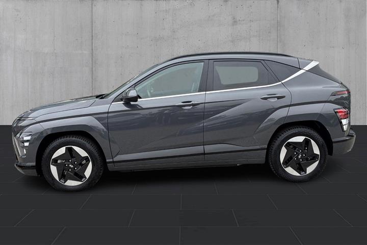 Grå Hyundai Kona fra 2024