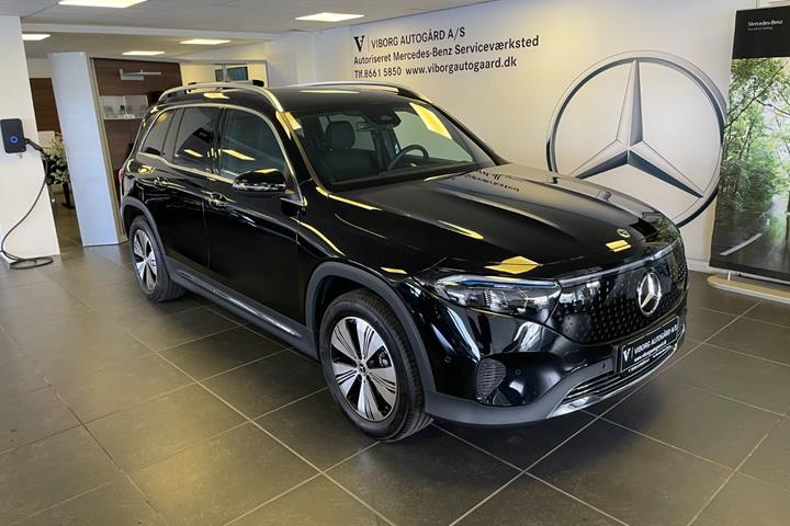 Sort Mercedes EQB250+ fra 2025