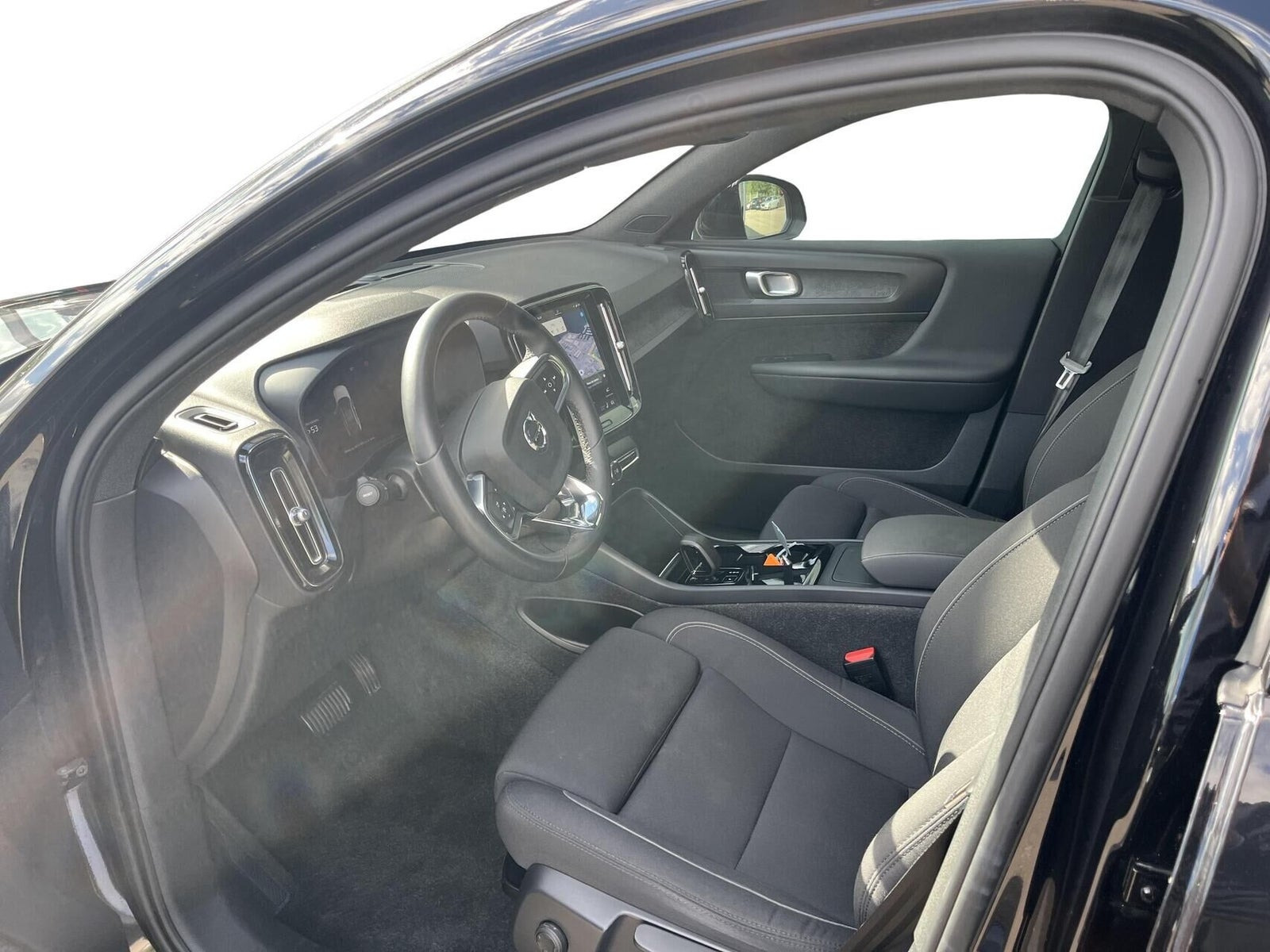 Sort Volvo C40 fra 2023