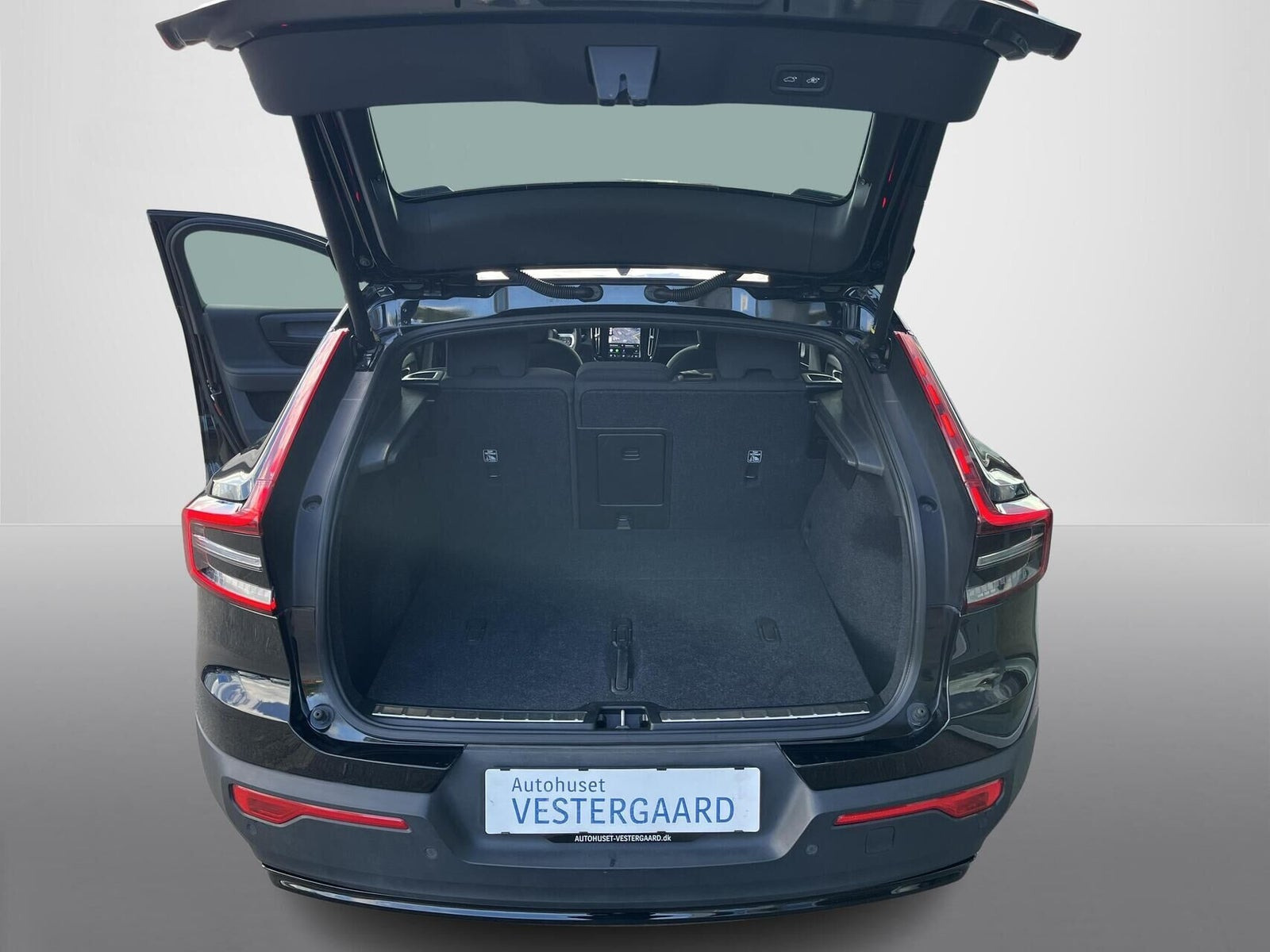 Sort Volvo C40 fra 2023