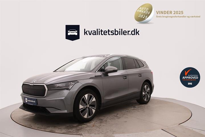 Grå Skoda Enyaq fra 2023