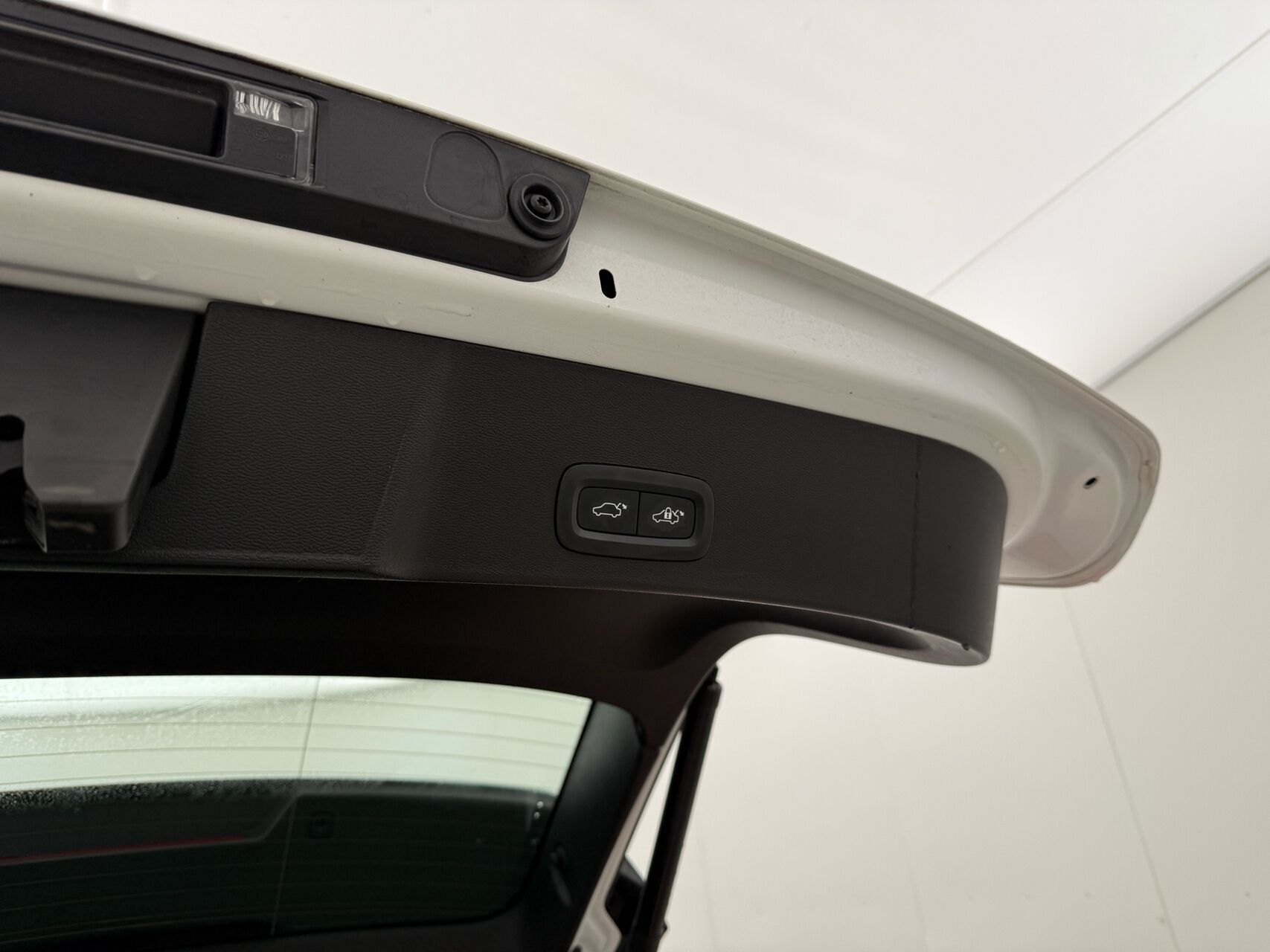 Hvid Volvo XC40 fra 2021