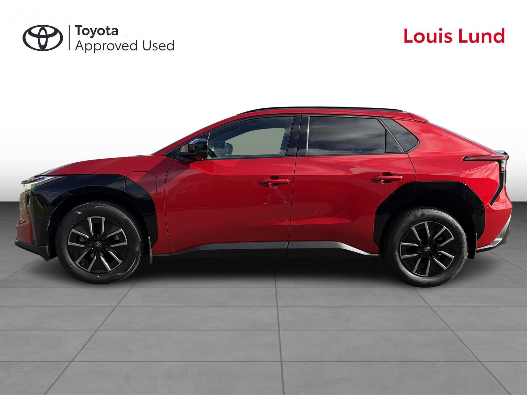 Rød Toyota BZ4X fra 2026
