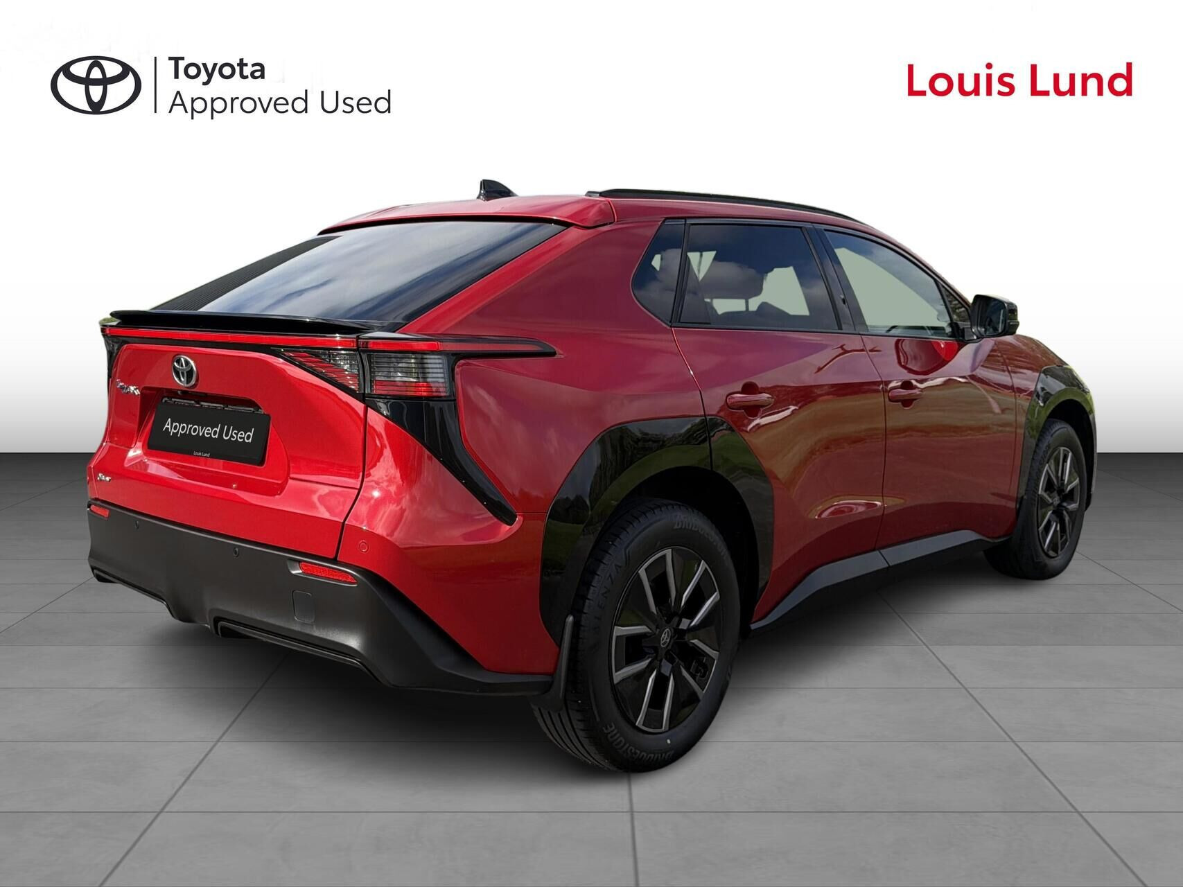 Rød Toyota BZ4X fra 2026